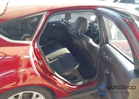 2014 Ford Focus Titanium from USA, damaged, VIN 1FADP3N20EL463437